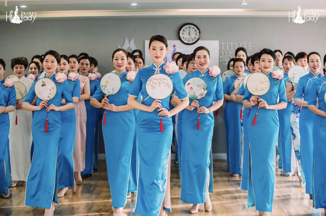 赋醒生物科技第三空间揭牌亮相仪式——跨界融合打造女性全新生态圈(图4)